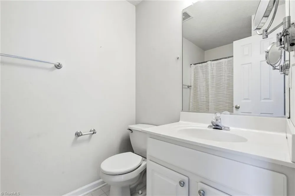 734 Scholastic Court Winston-Salem, NC 27106