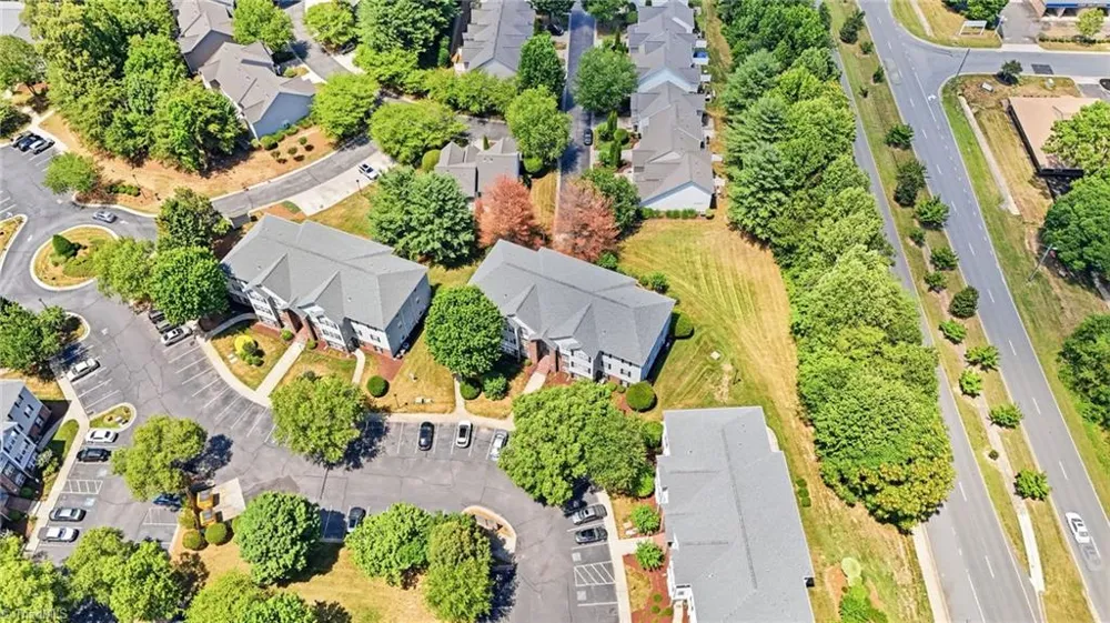 734 Scholastic Court Winston-Salem, NC 27106