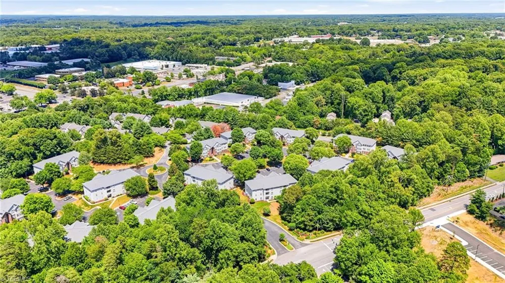 734 Scholastic Court Winston-Salem, NC 27106