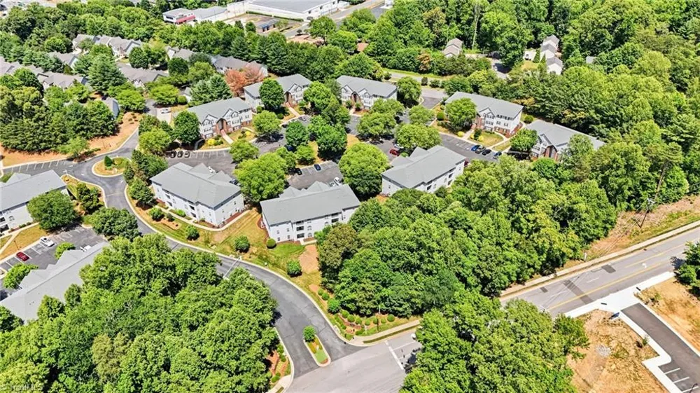 734 Scholastic Court Winston-Salem, NC 27106