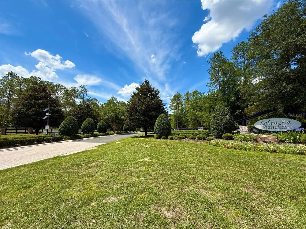 35135 PINEGATE TRAIL Eustis, FL 32736