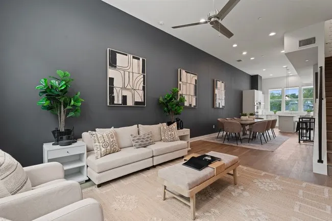 2505 Bluebonnet Avenue #4 Austin, TX 78704