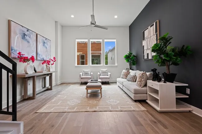 2505 Bluebonnet Avenue #4 Austin, TX 78704