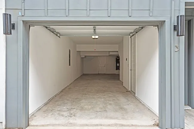 2505 Bluebonnet Avenue #4 Austin, TX 78704