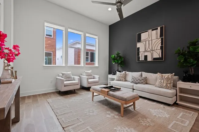 2505 Bluebonnet Avenue #4 Austin, TX 78704