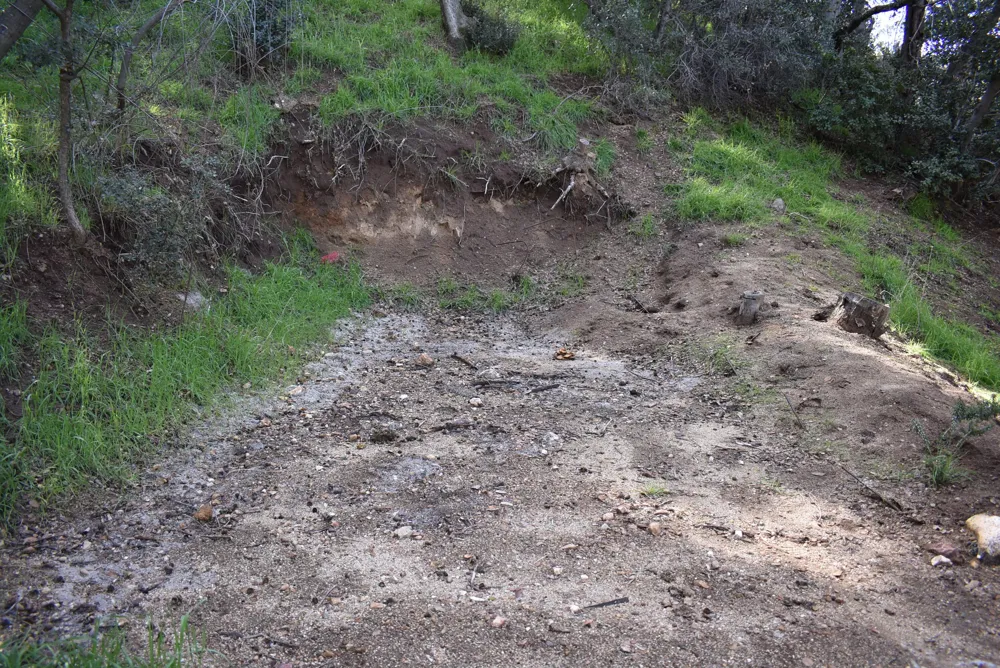 Austin Way / Lakeshore Rd Lake Hughes, CA 93532