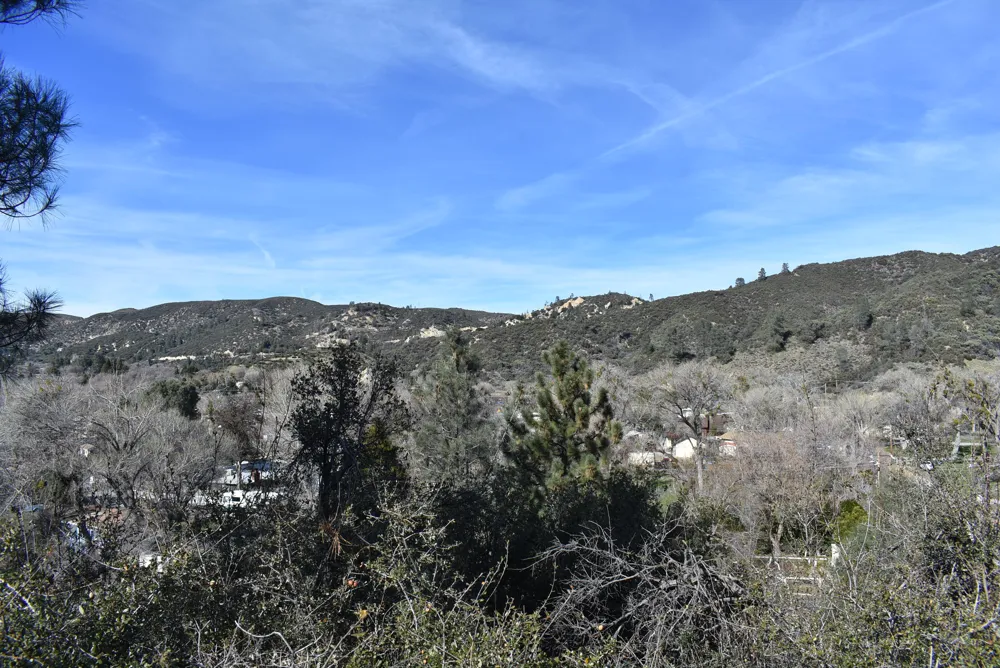 Austin Way / Lakeshore Rd Lake Hughes, CA 93532