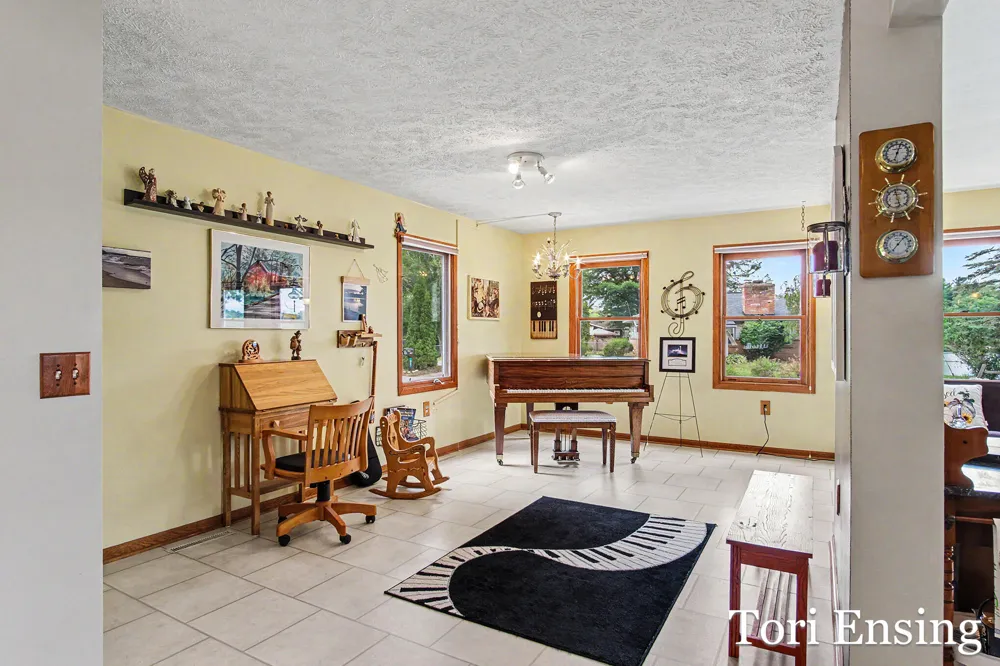 13190 16 Mile Road NE Oakfield Township, MI 49326