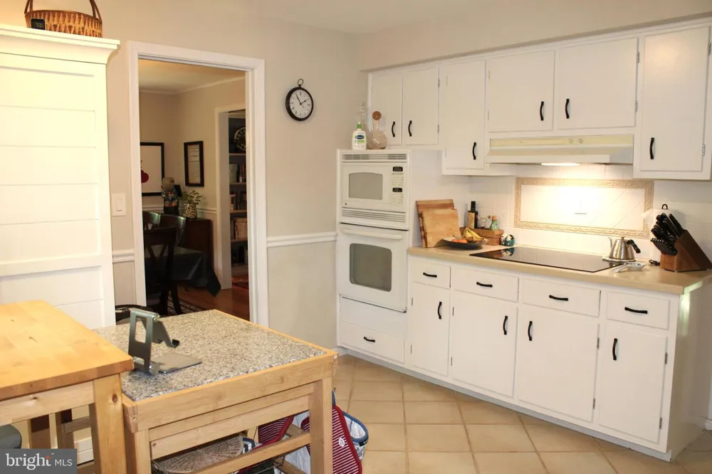 3606 BARKLEY DRIVE Fairfax, VA 22031