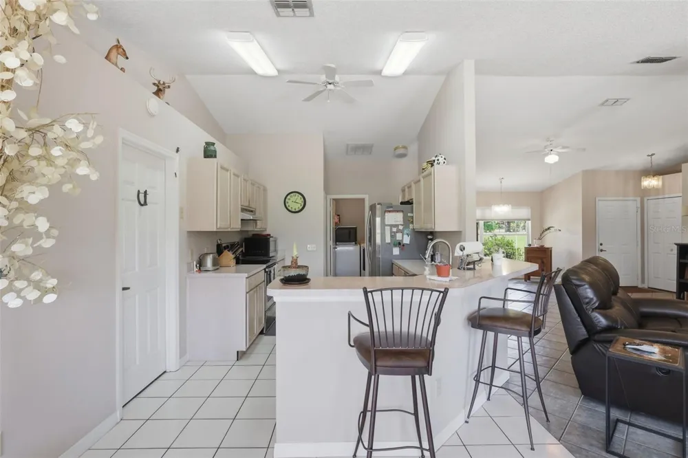 1200 HART ROAD Geneva, FL 32732