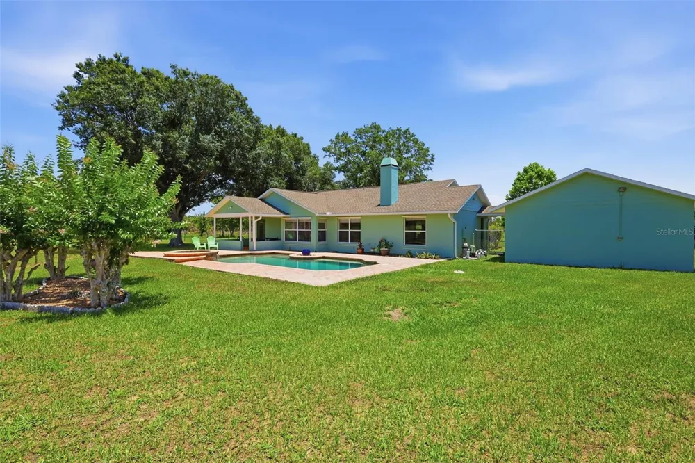 1200 HART ROAD Geneva, FL 32732