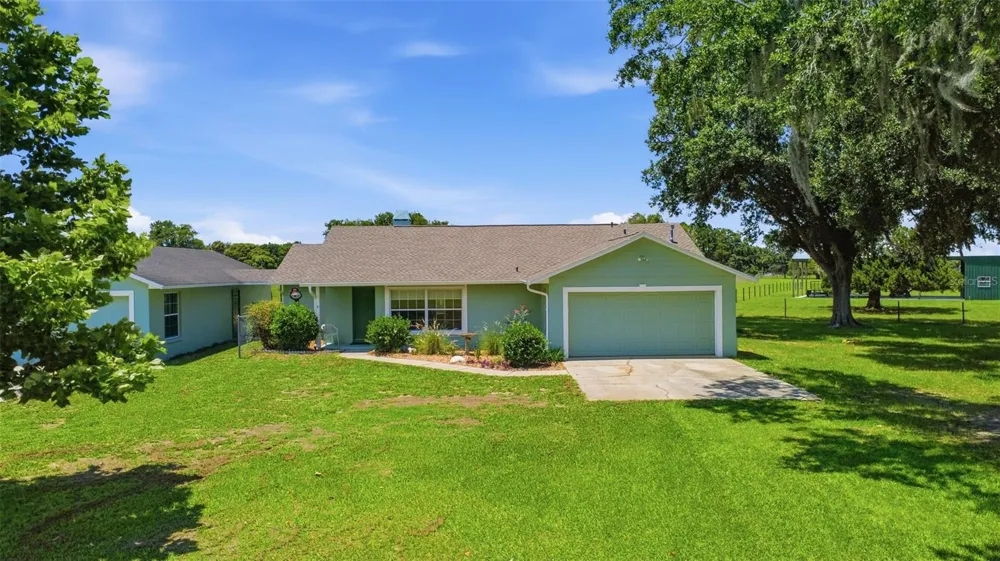 1200 HART ROAD Geneva, FL 32732