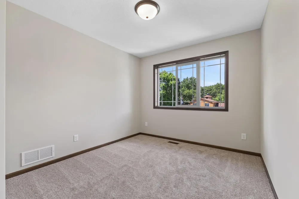 520 Lois Lane Lino Lakes, MN 55014