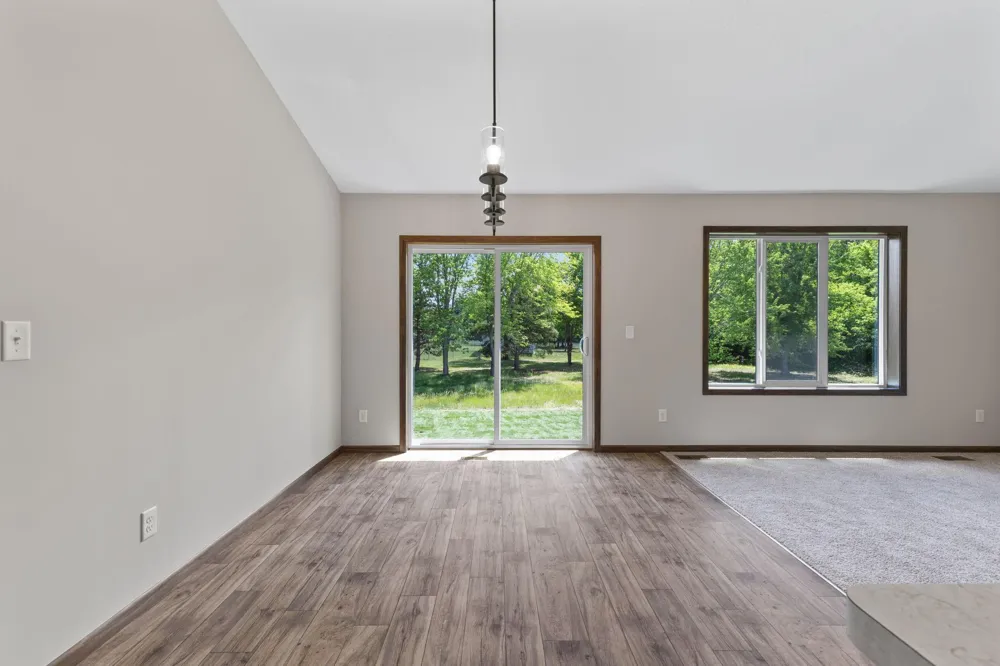 520 Lois Lane Lino Lakes, MN 55014