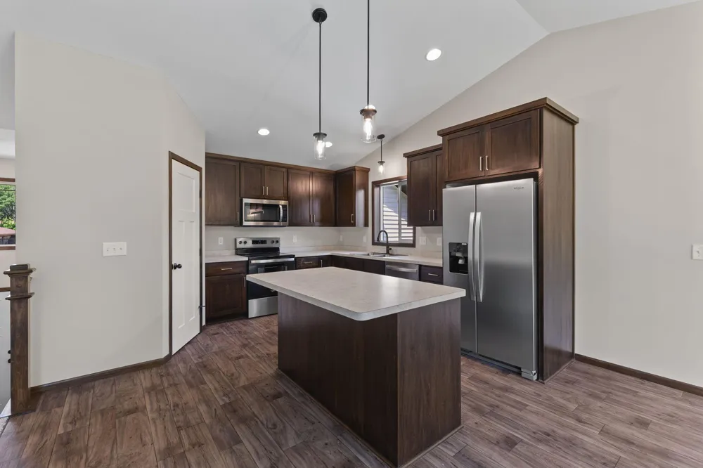 520 Lois Lane Lino Lakes, MN 55014