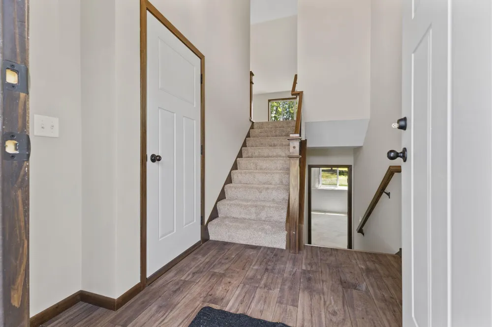 520 Lois Lane Lino Lakes, MN 55014