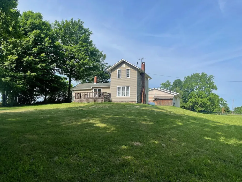 9990 S Bird Road Dowling, MI 49050
