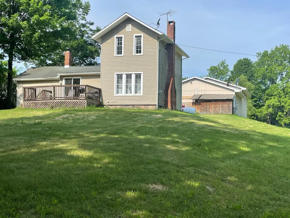 9990 S Bird Road Dowling, MI 49050