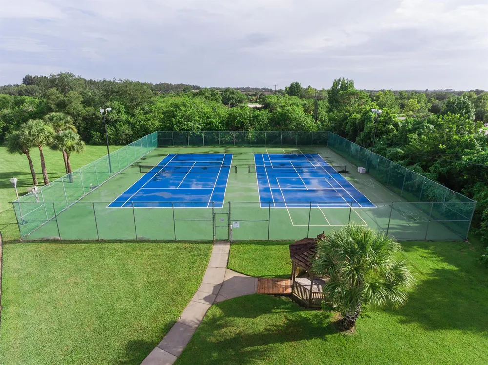 1810 Waterford Drive #6 Vero Beach, FL 32966