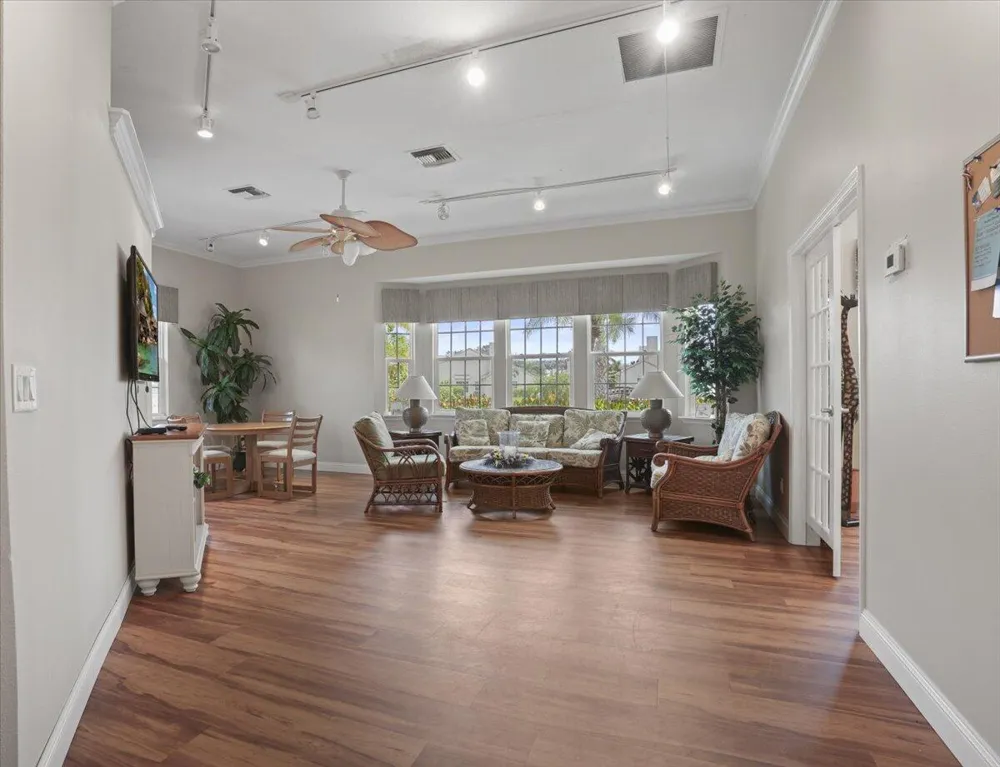 1810 Waterford Drive #6 Vero Beach, FL 32966