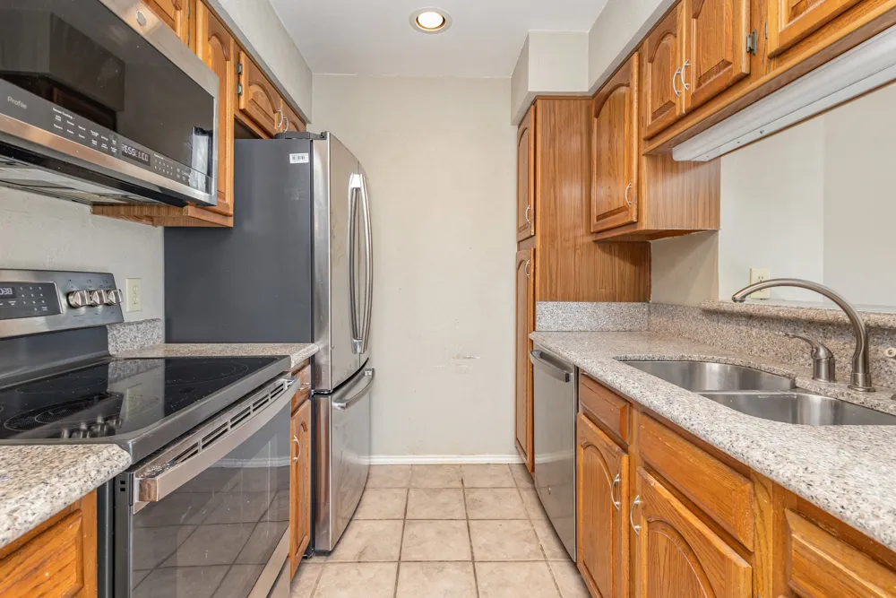 5100 Verde Valley Lane #273 Dallas, TX 75254