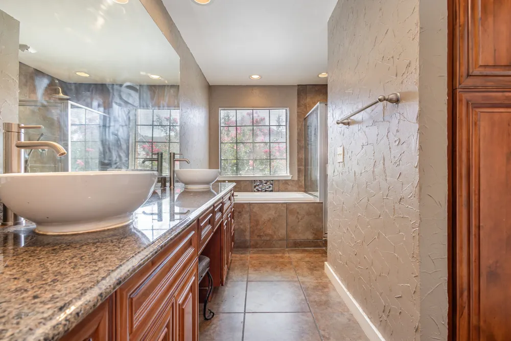 5100 Verde Valley Lane #273 Dallas, TX 75254