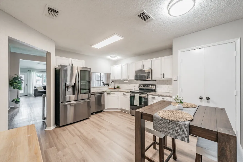 7000 Rovato Drive Arlington, TX 76001