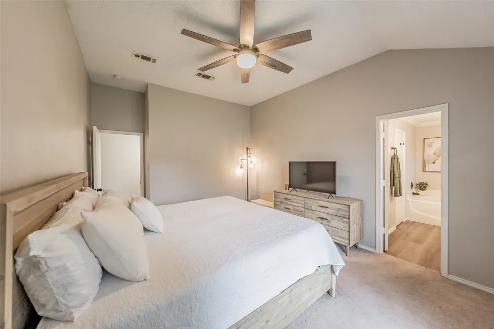 7000 Rovato Drive Arlington, TX 76001
