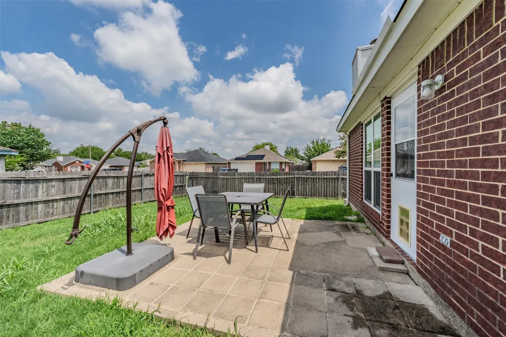 7000 Rovato Drive Arlington, TX 76001