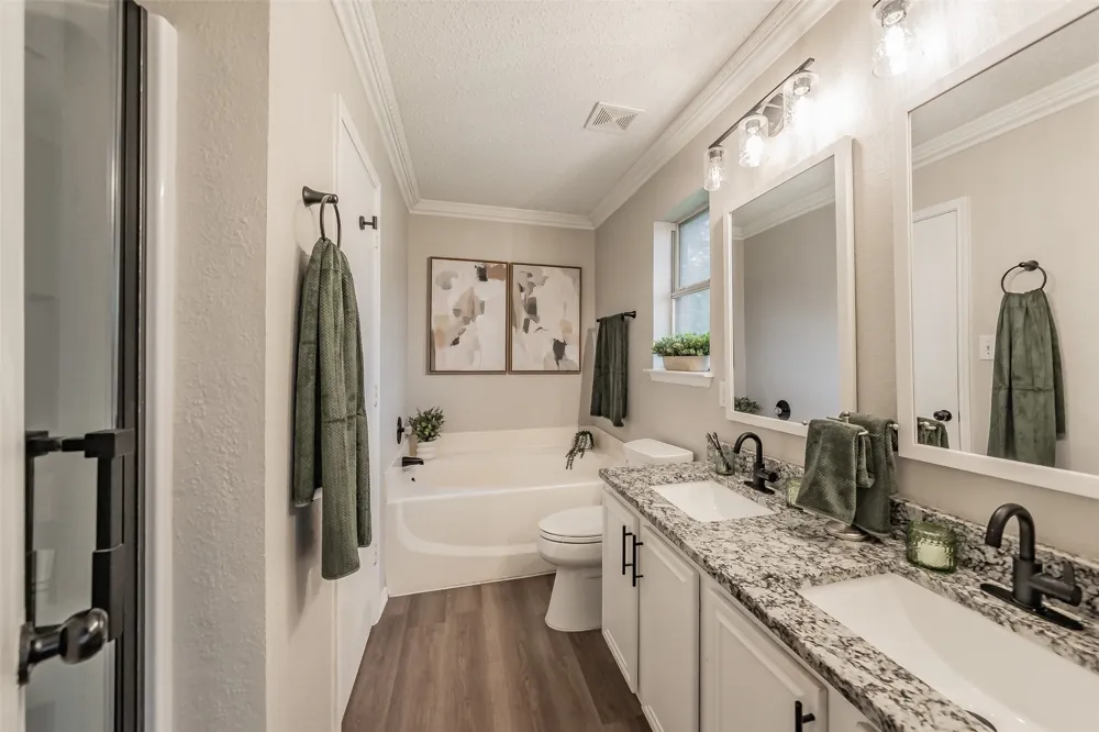 7000 Rovato Drive Arlington, TX 76001