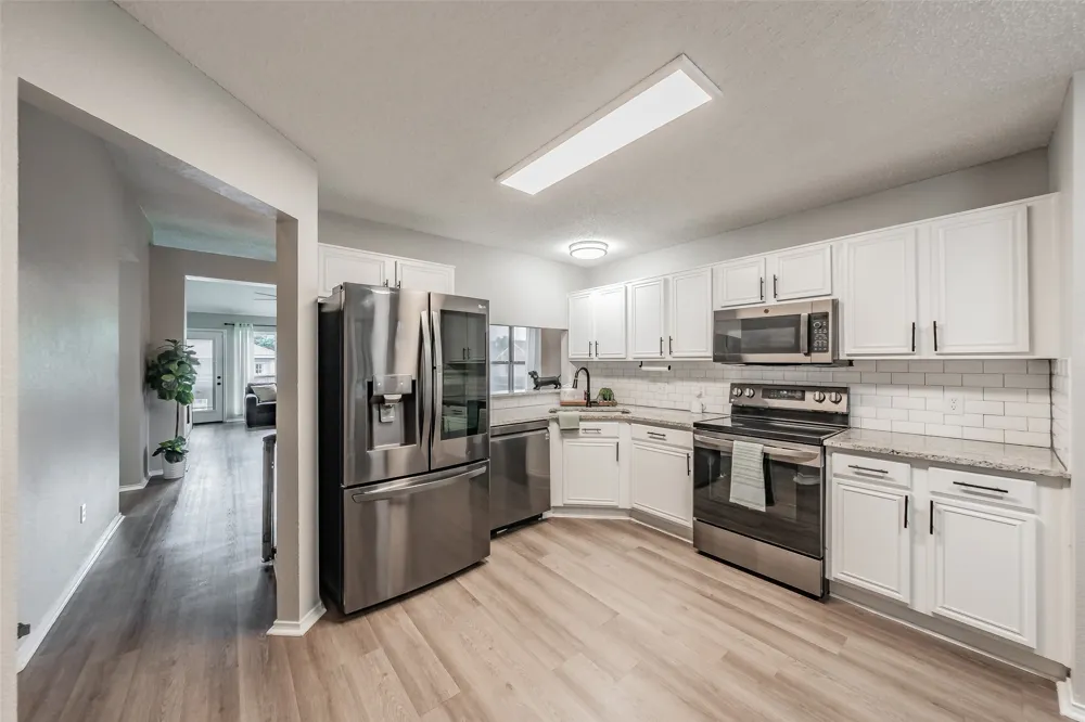 7000 Rovato Drive Arlington, TX 76001