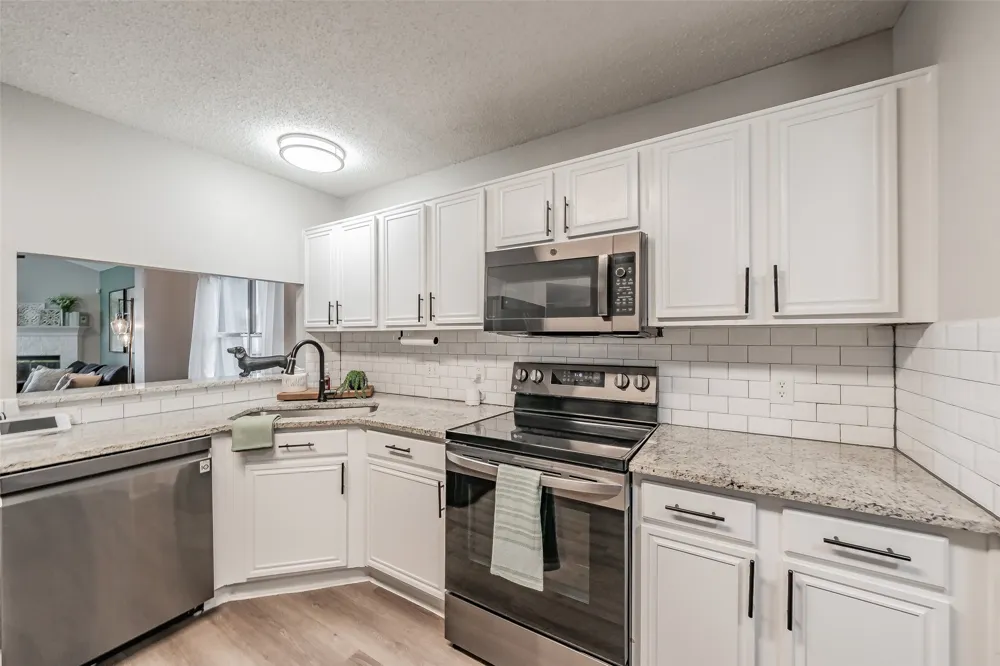 7000 Rovato Drive Arlington, TX 76001