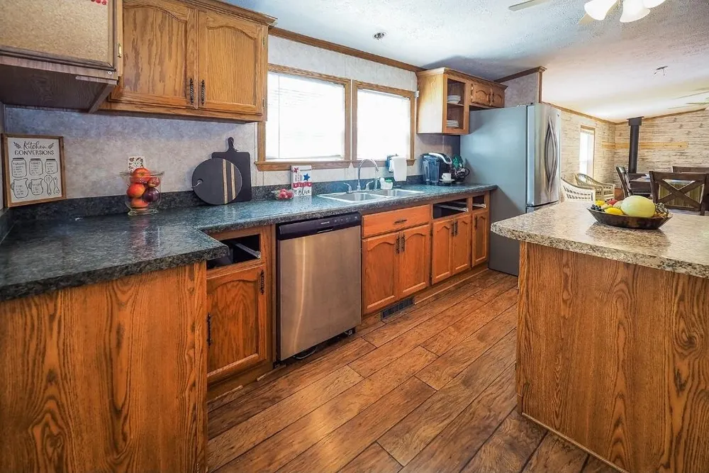 84 Thelen Drive Cheshire Township, MI 49055