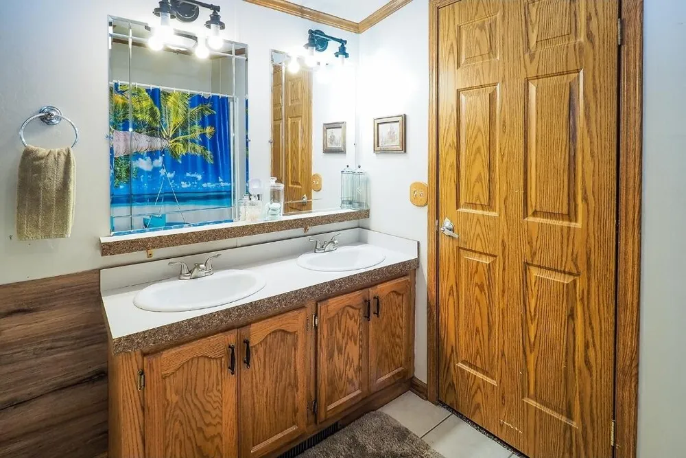 84 Thelen Drive Cheshire Township, MI 49055