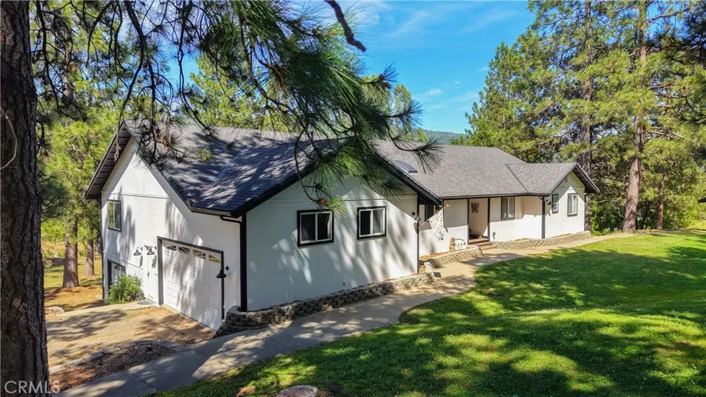 5800 Lehamite Fall Road Mariposa, CA 95338