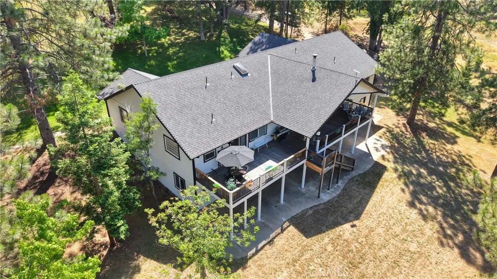 5800 Lehamite Fall Road Mariposa, CA 95338
