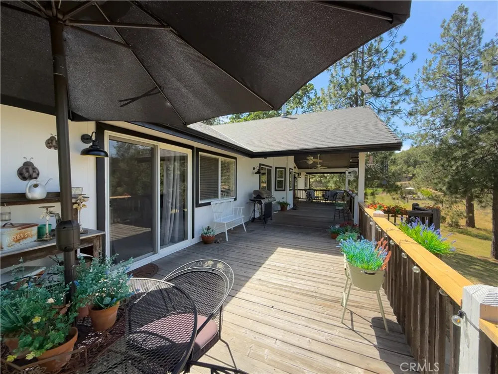 5800 Lehamite Fall Road Mariposa, CA 95338