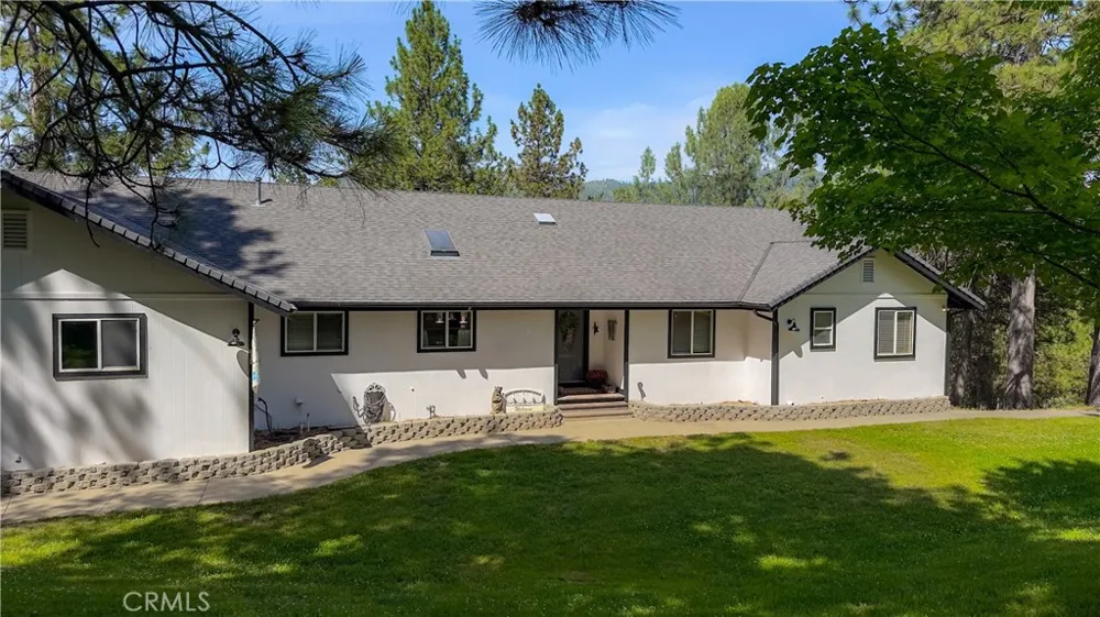 5800 Lehamite Fall Road Mariposa, CA 95338