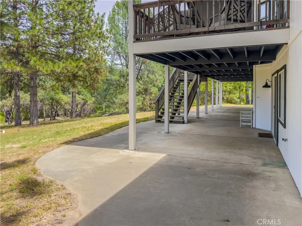 5800 Lehamite Fall Road Mariposa, CA 95338