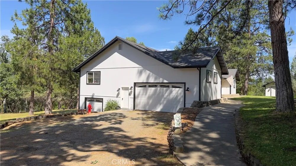5800 Lehamite Fall Road Mariposa, CA 95338