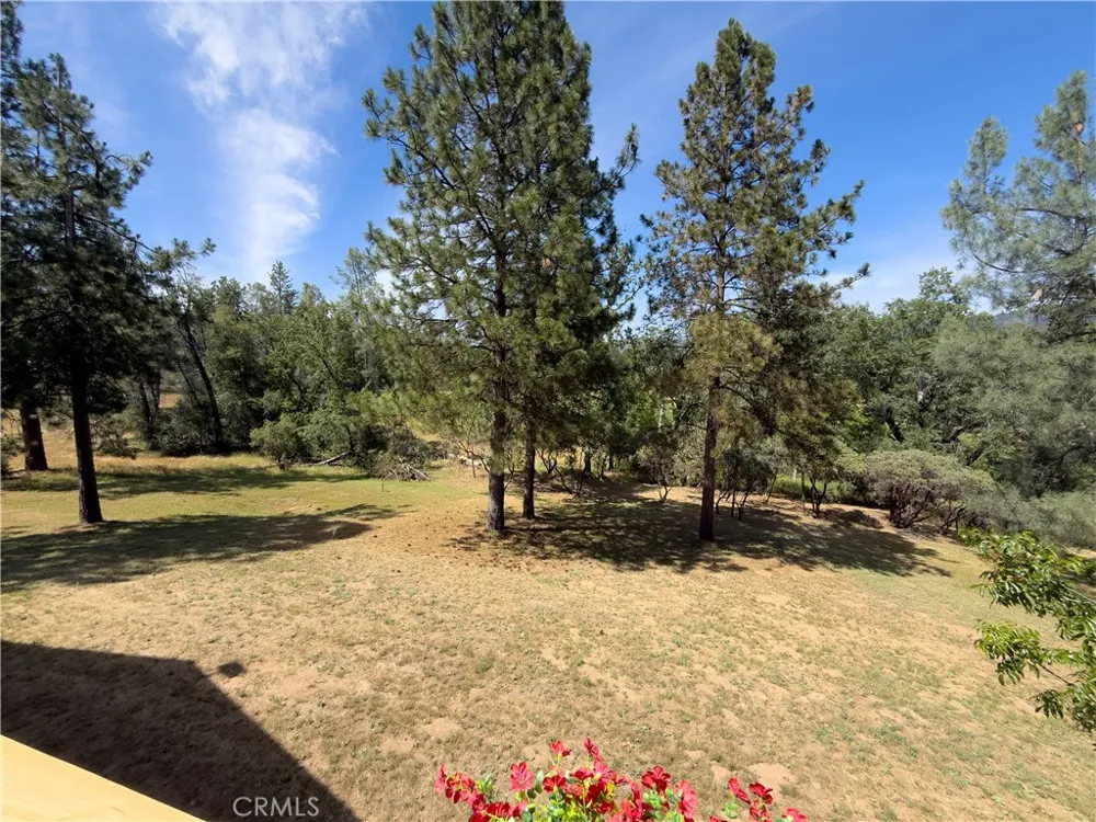 5800 Lehamite Fall Road Mariposa, CA 95338