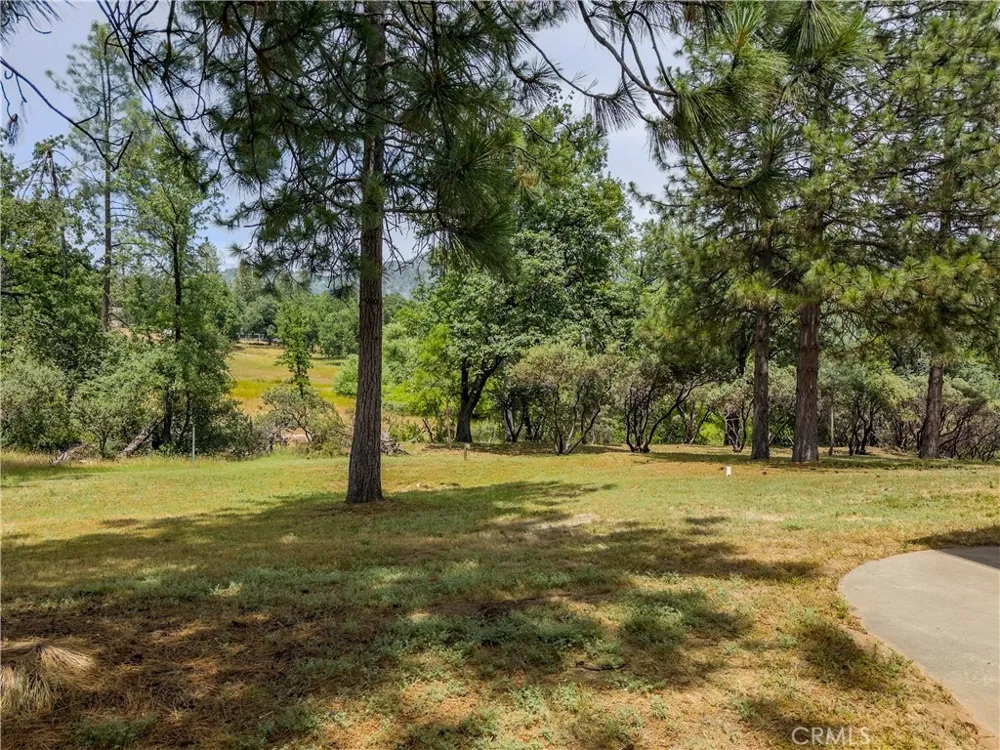 5800 Lehamite Fall Road Mariposa, CA 95338