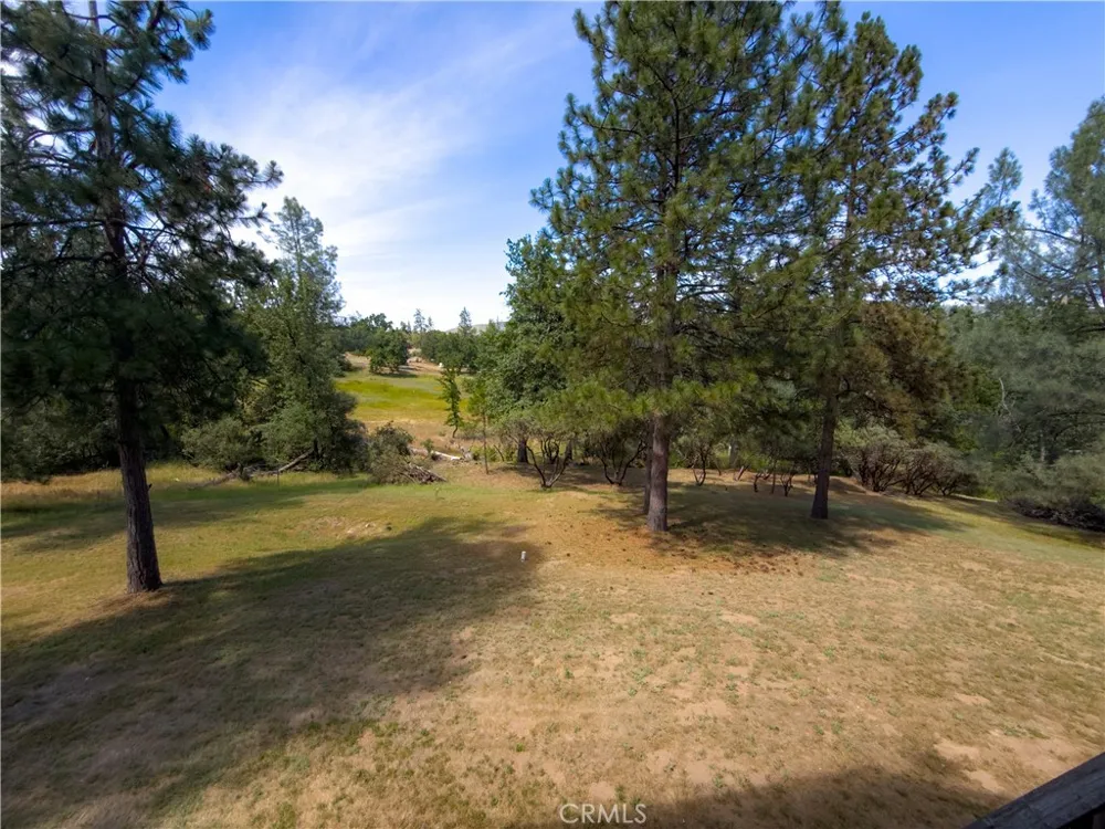 5800 Lehamite Fall Road Mariposa, CA 95338