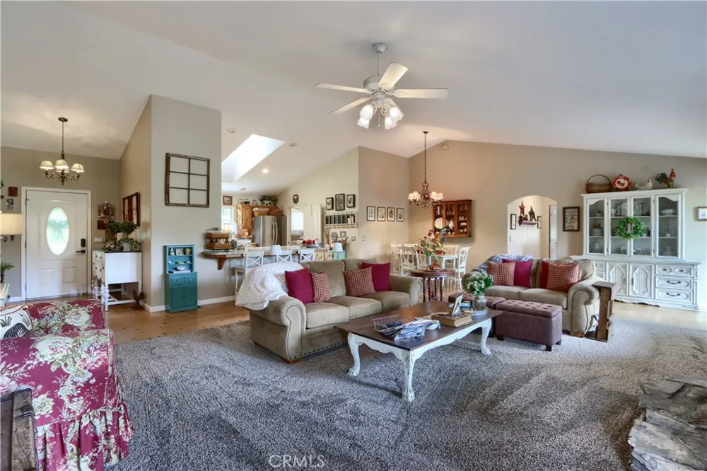 5800 Lehamite Fall Road Mariposa, CA 95338