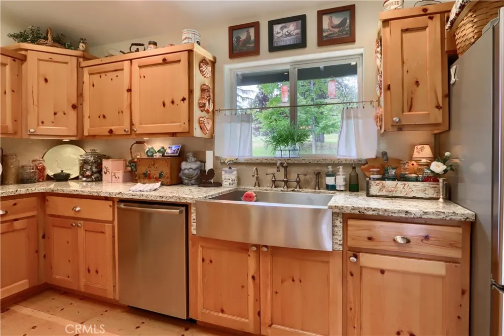 5800 Lehamite Fall Road Mariposa, CA 95338