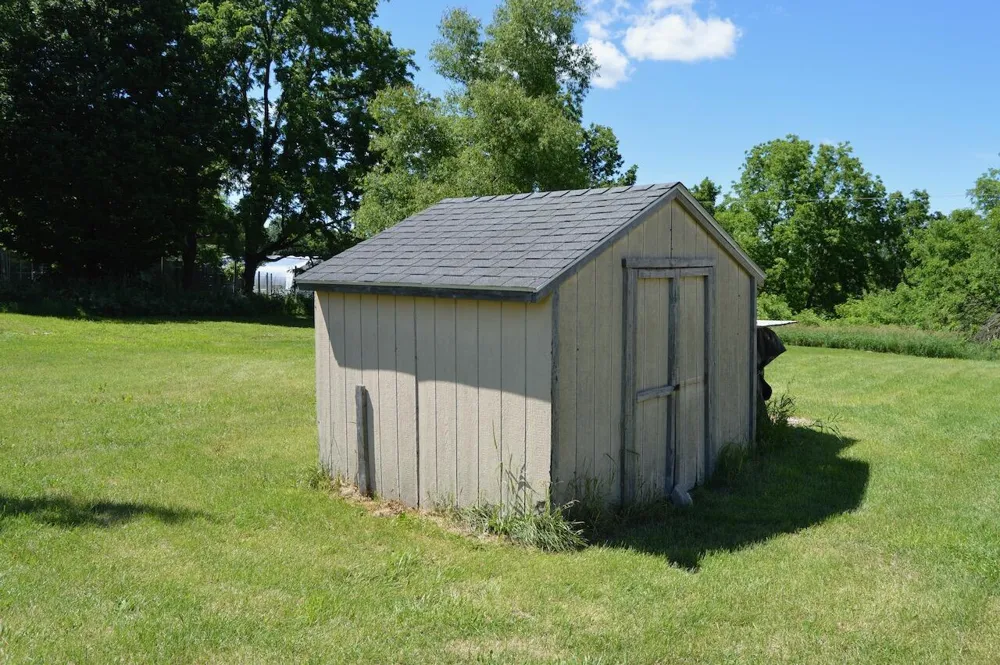 9990 S Bird Road Baltimore Township, MI 49050