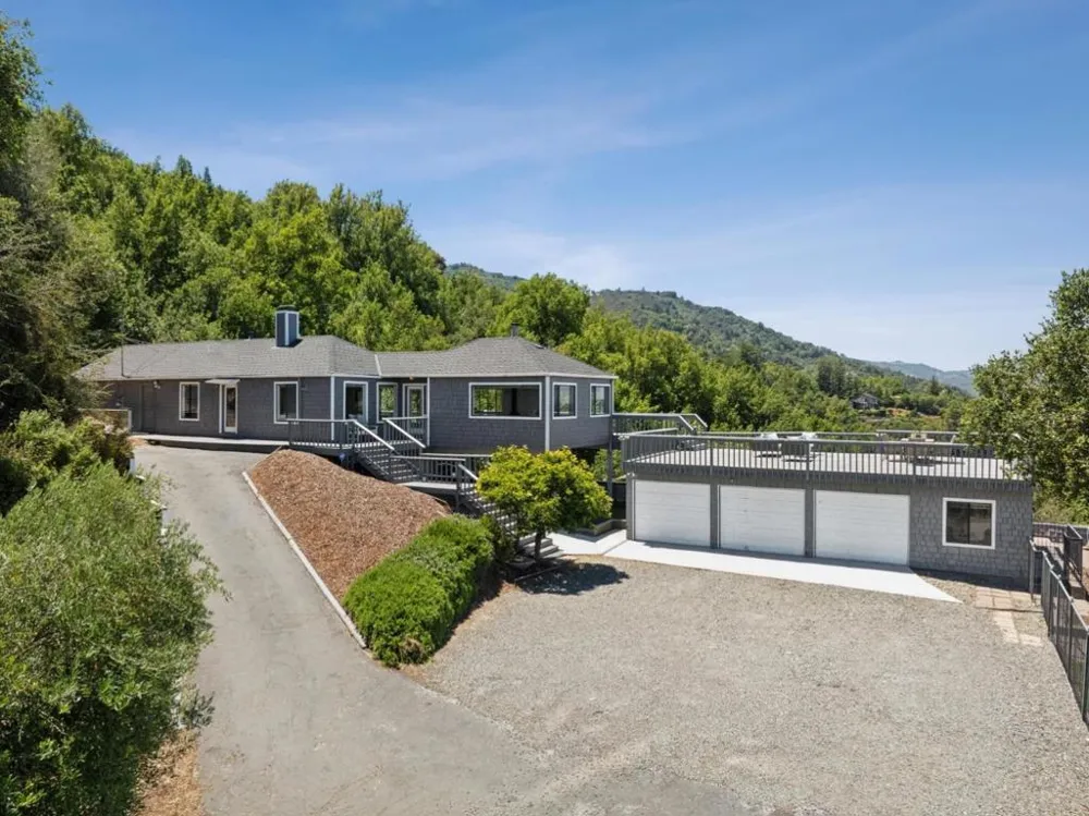 16490 Wood Acres Road Los Gatos, CA 95030
