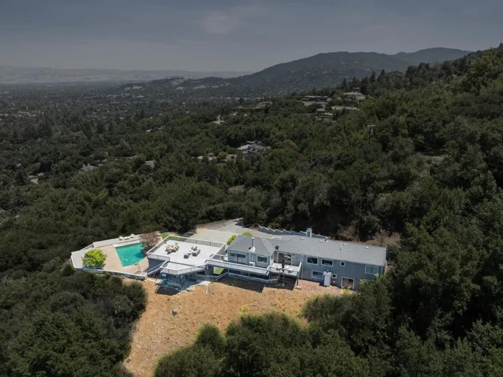 16490 Wood Acres Road Los Gatos, CA 95030