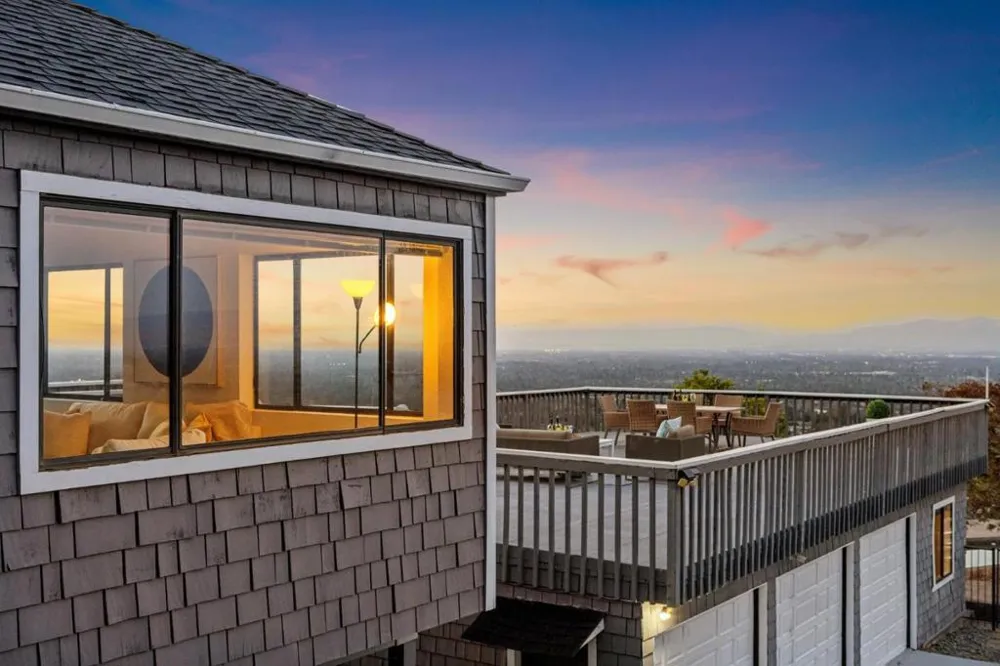 16490 Wood Acres Road Los Gatos, CA 95030