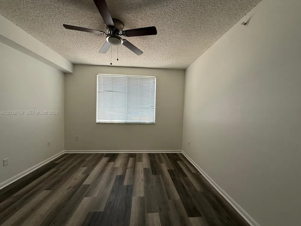 8050 Nob Hill Rd #105 Tamarac, FL 33321